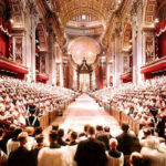 TSHAJ LUS QHIA TXOG LUB KOOM TXOOS